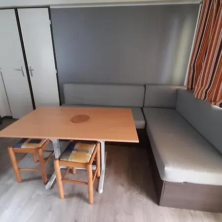 Mobil-home Cosy 4 Pers Avec Terrasse - Api-1-52-750 キャンプ場