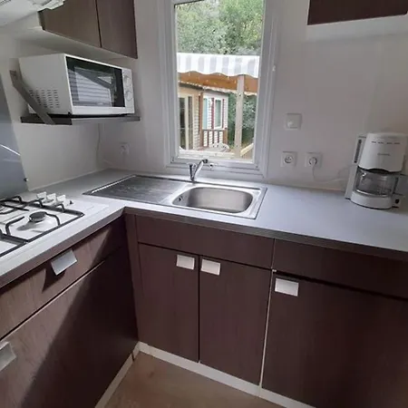 Mobil-home Cosy 4 Pers Avec Terrasse - Api-1-52-750 Sireuil